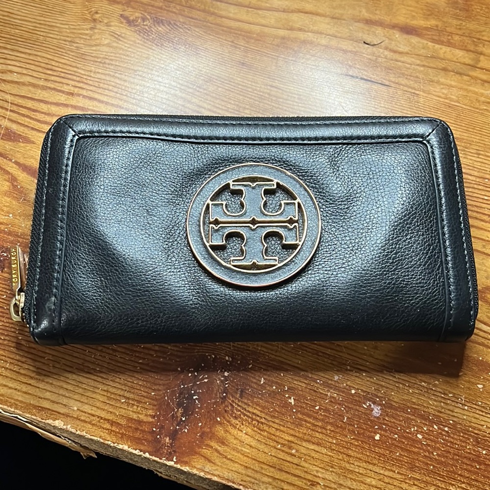 Tory Burch Miller Wallet